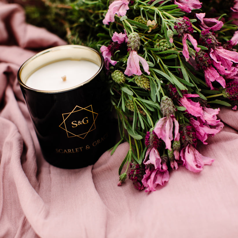 Amour A Paris Limited Edition Candle - 340g